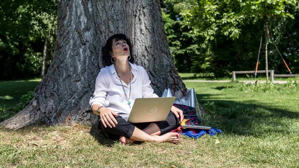 deployer employes IA Valerie Demont